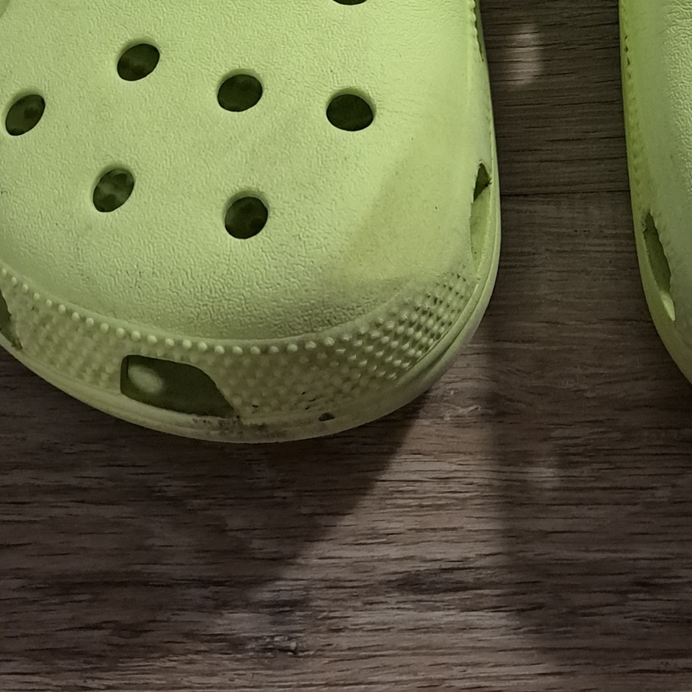 CROCS Men's Lime Green Sports Mode Shoes Size 12 - Picture 8 of 10
